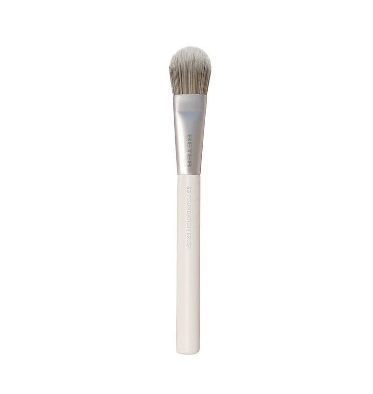 Beter Brocha 83 Liquid Foundation brocha base fluida