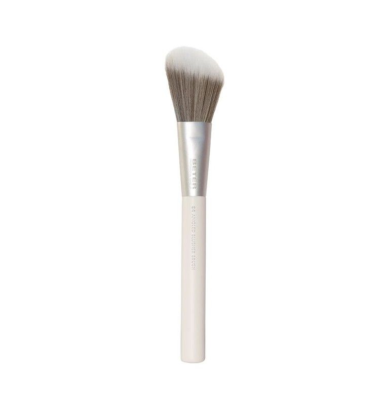 Beter Brocha 84 Angled Blusher brocha angulada