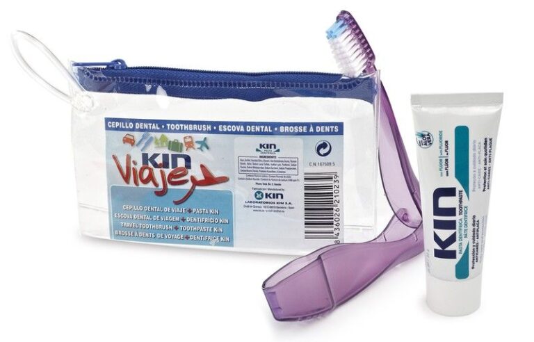 Kin Cepillo Dental Viaje Pasta